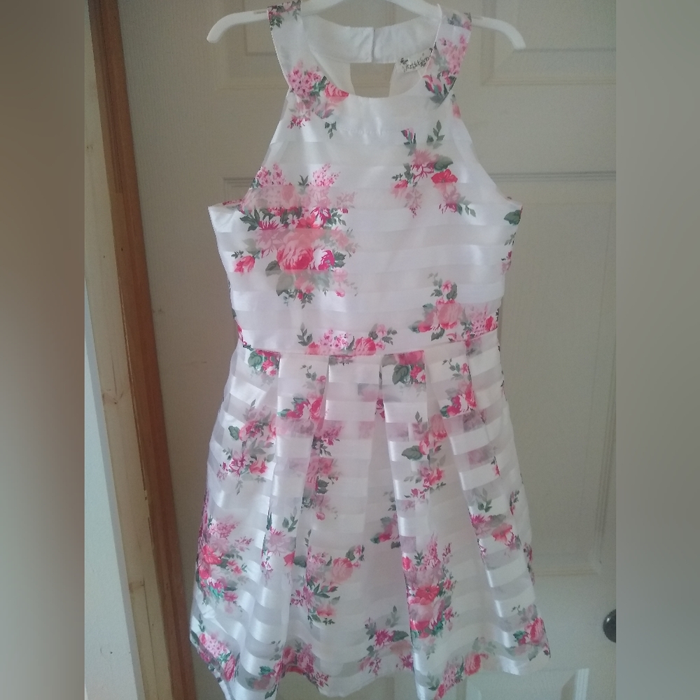 Girl's formal dress